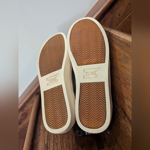 TOMS Women's Paxton Sneaker Boot Size 8.5 Fur Lined Shoe Gray Suede Cozy - Picture 12 of 16